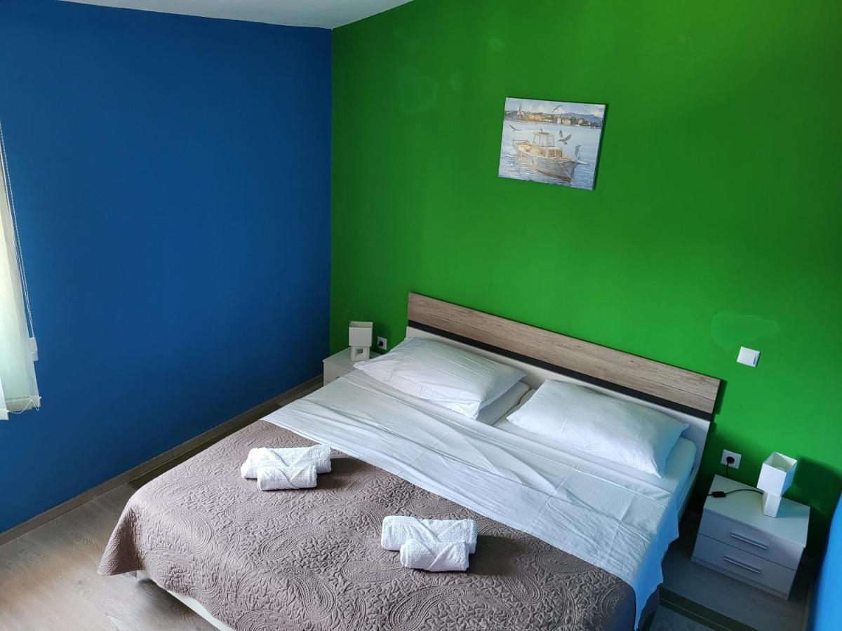 Apartma Leonardo *